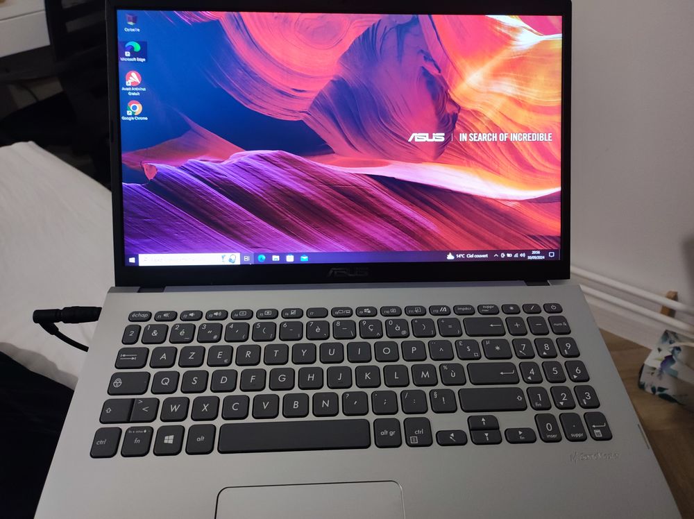 PC portable Asus X509UA 180 Ch�reng (59)