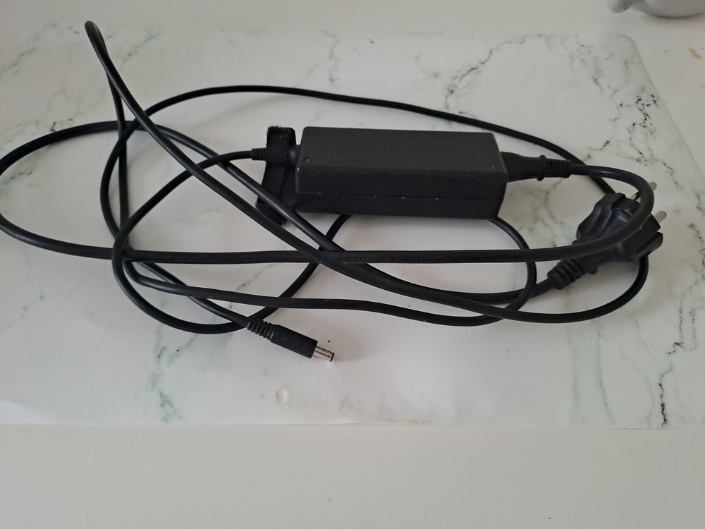 Pc portable Dell insperion 500 Othis (77)