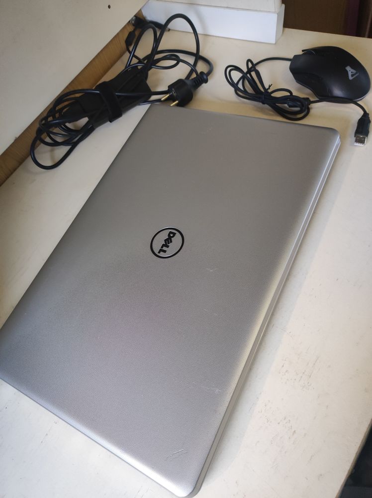 PC Portable Dell Inspiron 5759 - Performant, Grande Capacit� 600 Saint-Savinien (17)