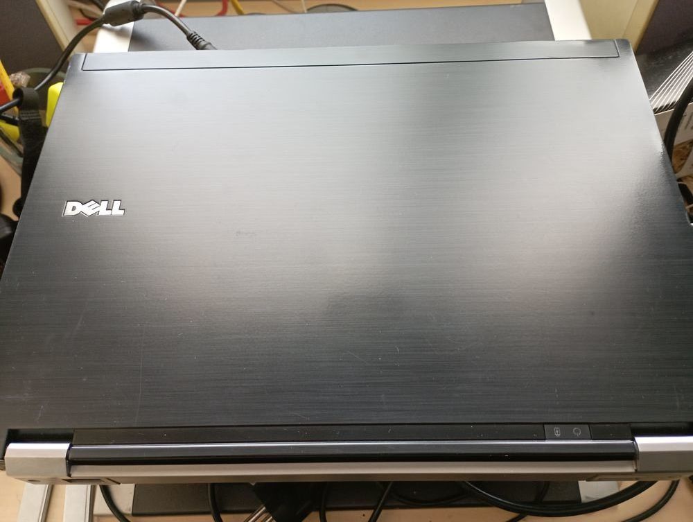 PC Portable DELL - LATITUDE E6400 65 Li�vin (62)