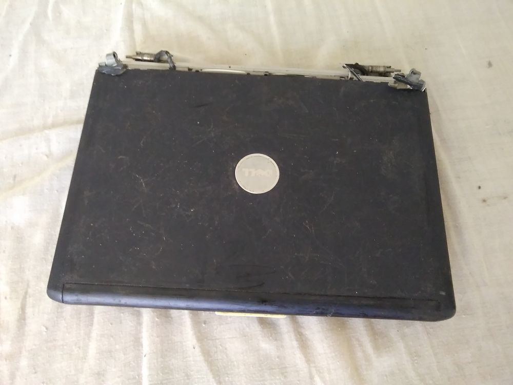 Pc portable Dell pour pi�ces 20 Marseille 10 (13)