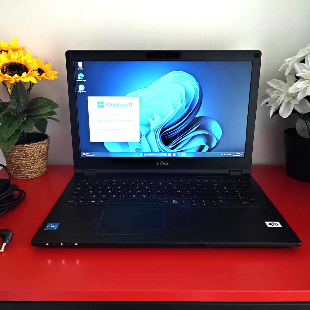 Pc portable Fujitsu LIFEBOOK E5511 i5 SSD 16Go 550 Le Bourget (93)