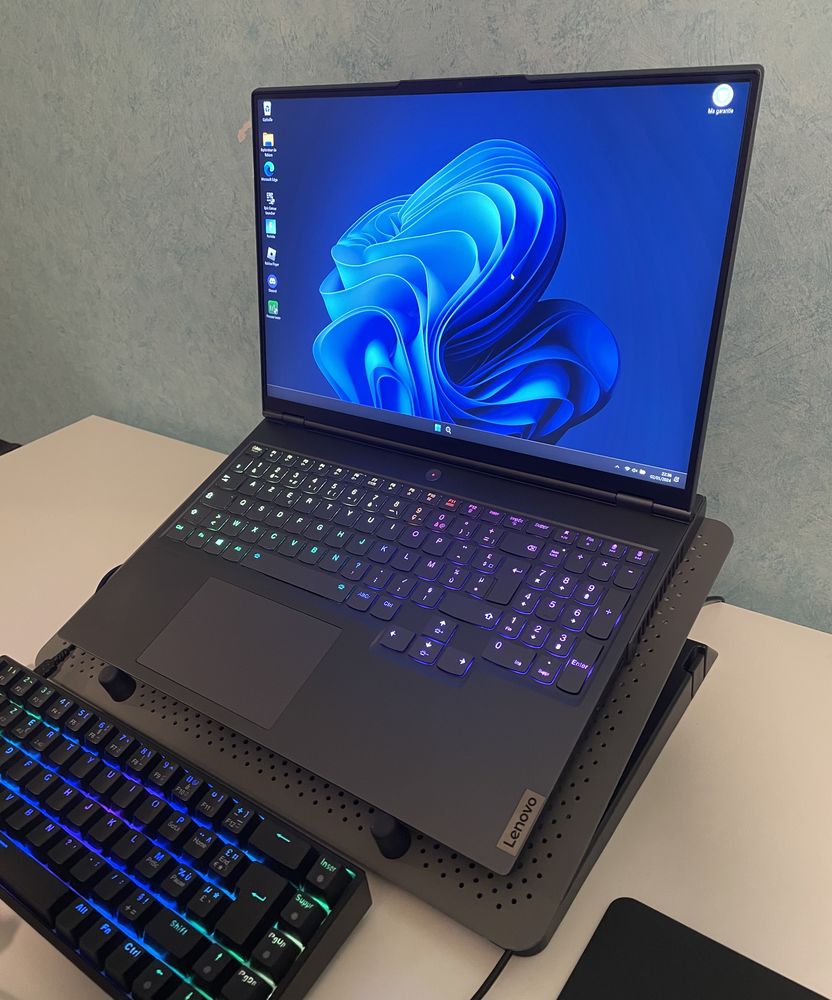 pc portable gamer lenovo legion 7 960 Issy-les-Moulineaux (92)