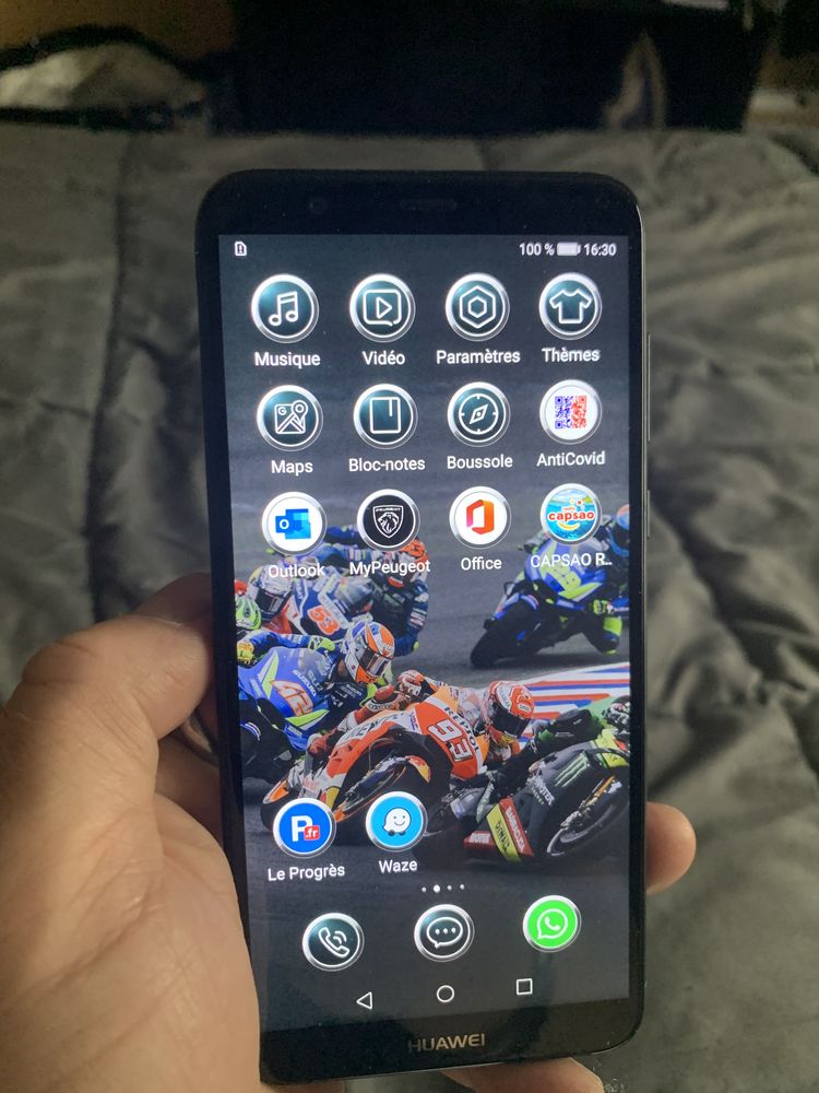 Portable huawei P 9.1.0. 32 go 80 Neyron (01)