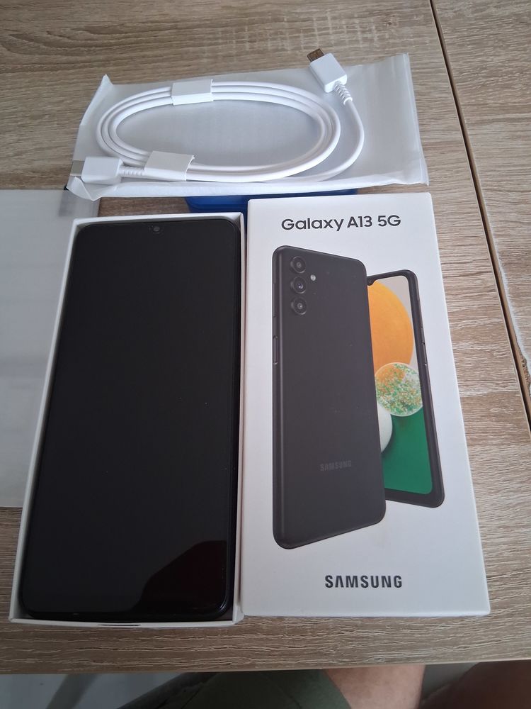 portable Samsung galaxie A13 5g dans sa bo�te d'origine 120 Neuville-sur-Sarthe (72)