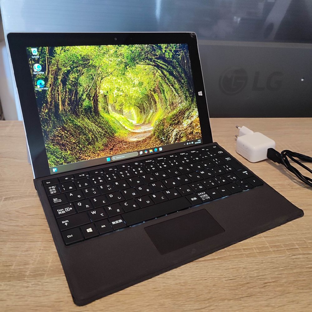 Pc portable Surface 3 clavier r�tro�clair� Ordinateur 160 Le Bourget (93)