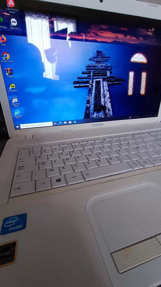 Pc portable Toshiba grand �cran 80 Pargny-sur-Saulx (51)