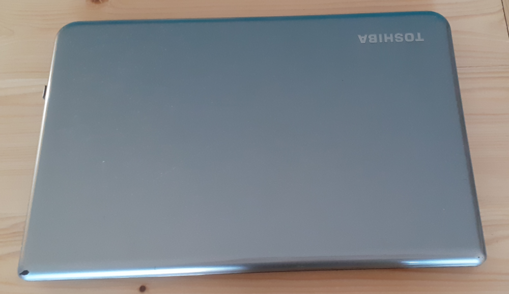 Portable Toshiba 17  win. 10 intel I7 250 Aramon (30)