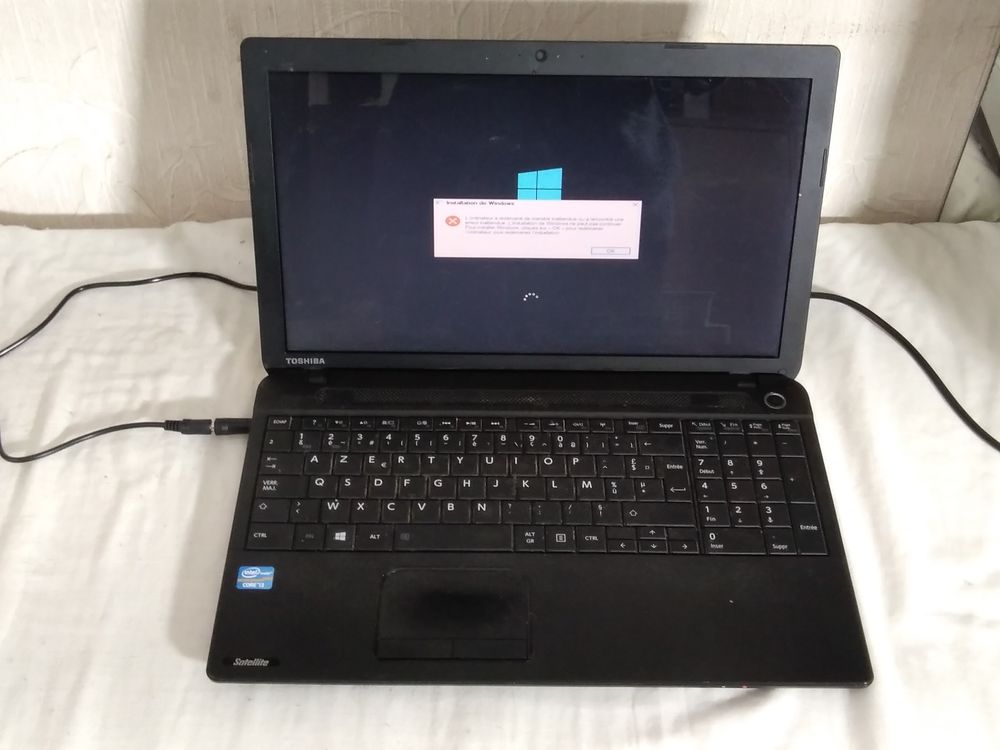 PC Portable Toshiba Satellite C50-A-19U 30 Marseille 1 (13)
