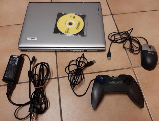 PC portable Wifi  graveur DVD  pour retrogaming MSX Apple 2 125 Fontenay-aux-Roses (92)