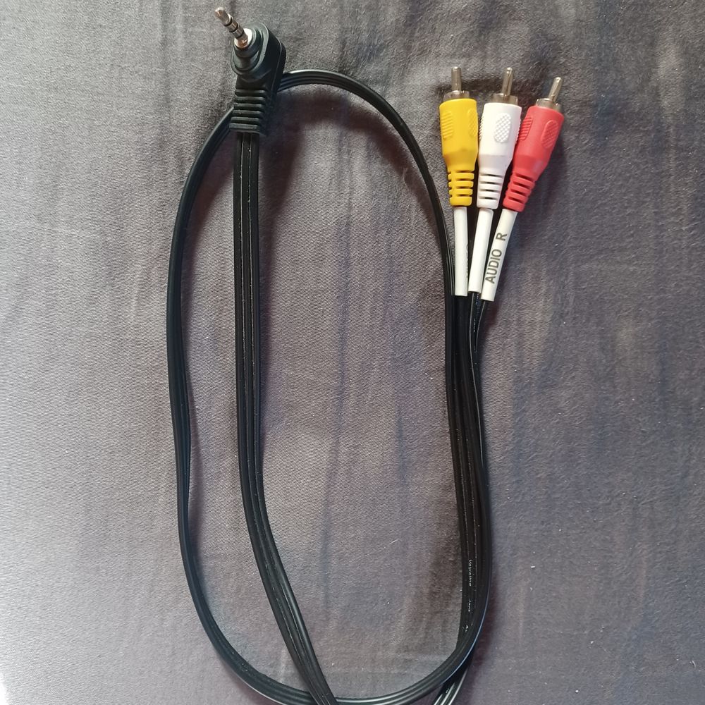 Dvd portable 50 Saint-Romain-de-Benet (17)