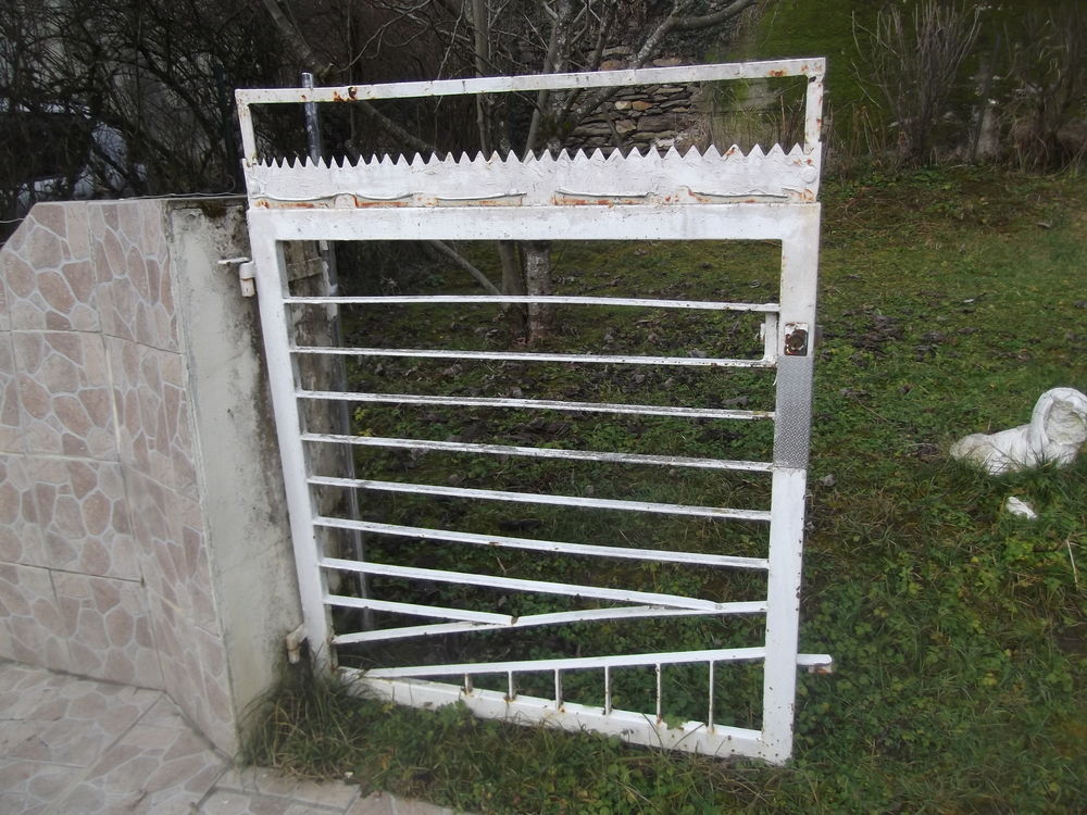 portail complet 150 La Rochette (73)