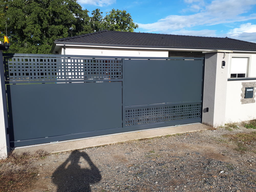 PORTAIL COULISSANT ACIER 2100 Billy (03)