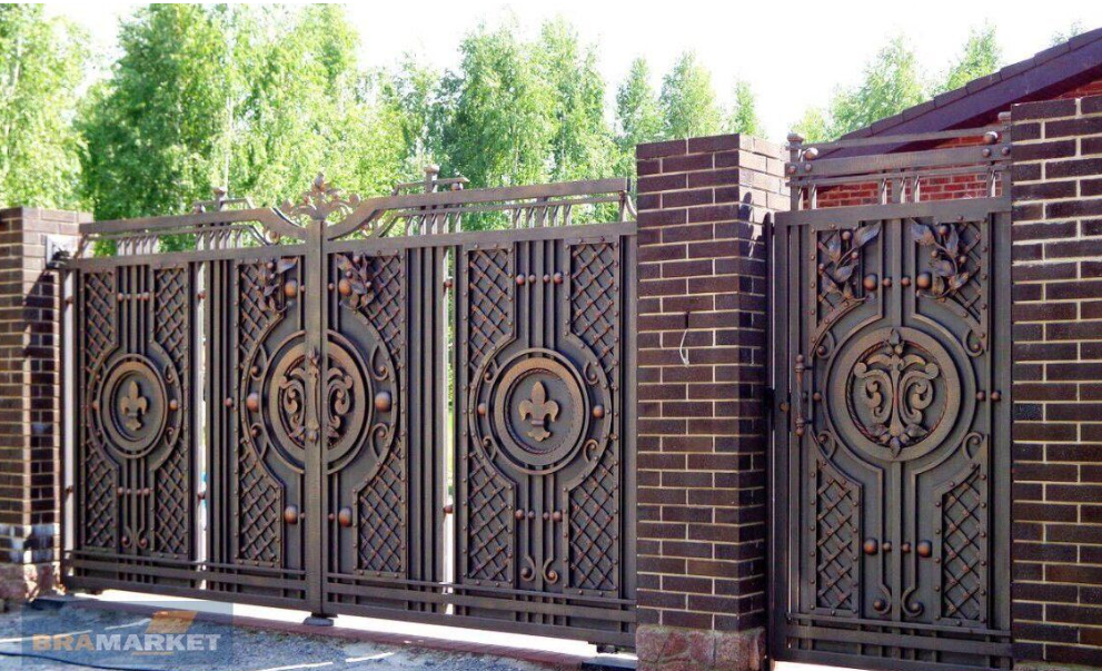 Portail en fer forg� 555 Autouillet (78)