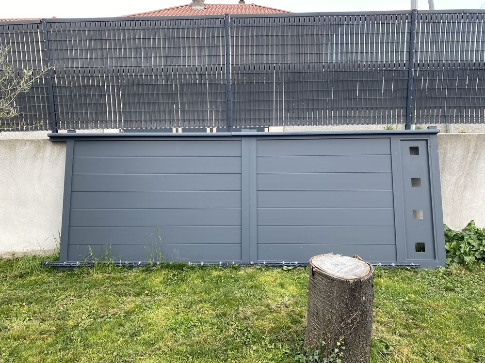 Portail roulant 4,5 metres 550 Vienne (38)