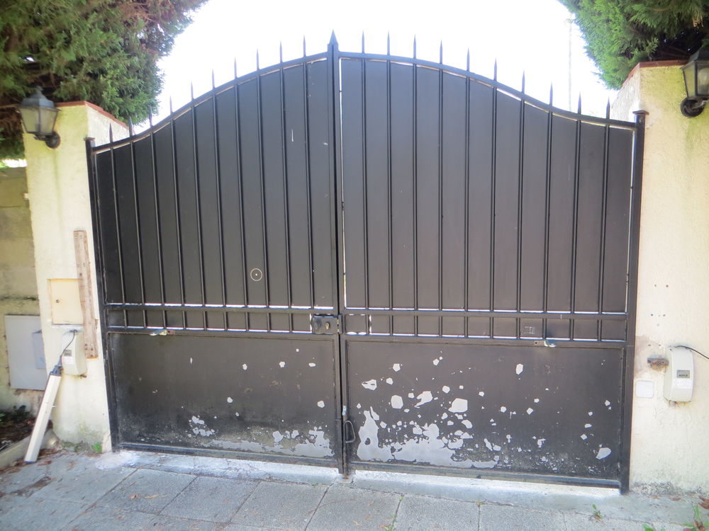 Portail 350 Mont�vrain (77)