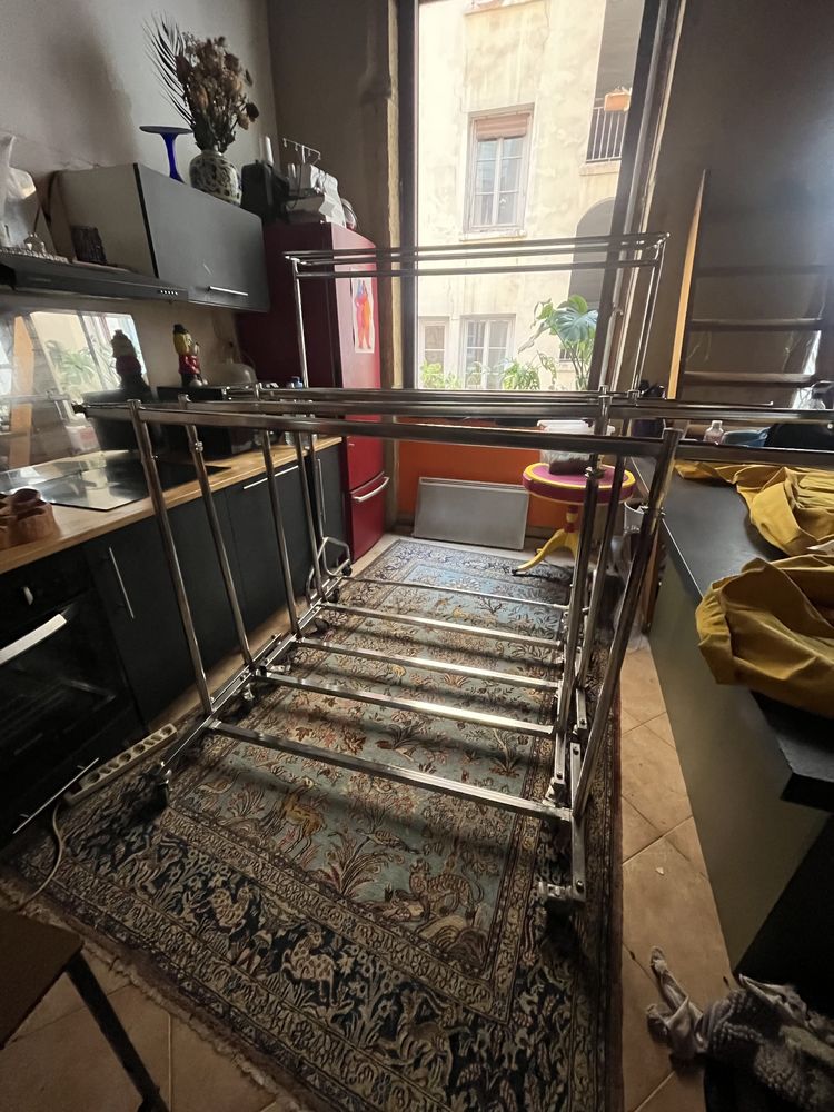 Portants professionnels pour v�tements ? Lot de 5 ? Tr�s bon 250 Lyon 1 (69)