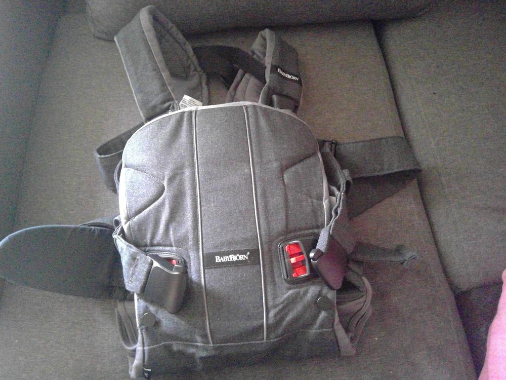 Porte-b�b� BabyBj�rn 50 Marseille 11 (13)