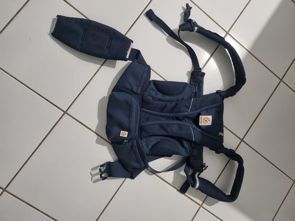 Porte b�b� / enfants en tissus compl�tement neuf � d�battre 120 Vienne (38)