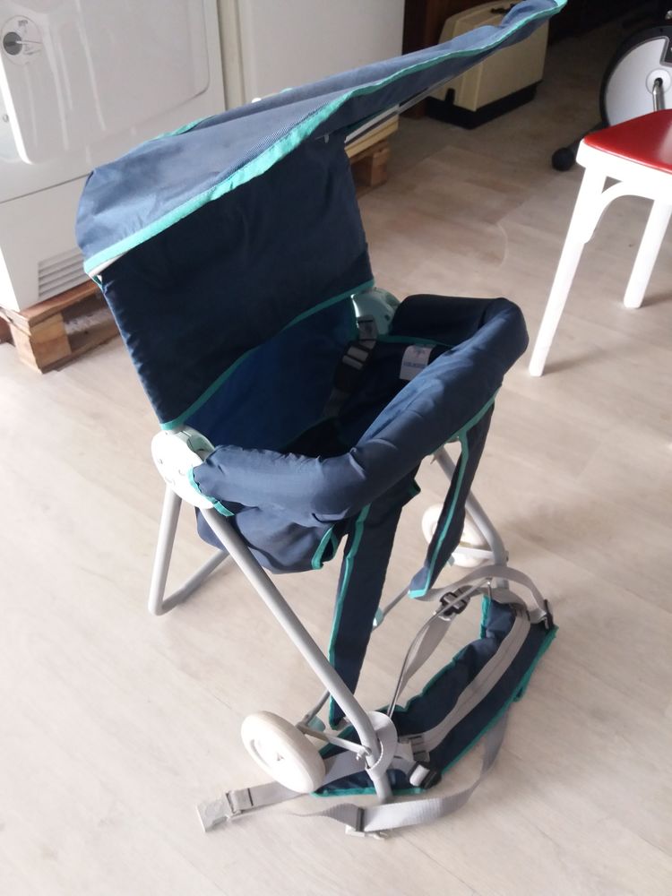 Porte b�b� � dos. 10 Faverolles (80)