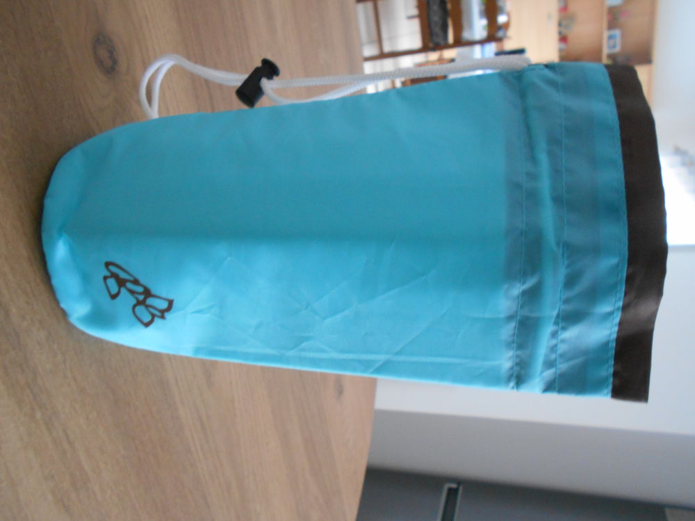 Porte-bouteille isotherme neuf 3 Retiers (35)