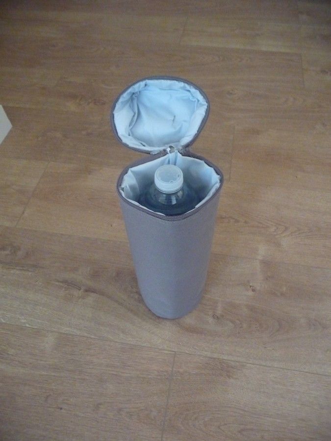 Porte-bouteille 1.5 litre isotherme beige taupe 10 Celles-sur-Belle (79)