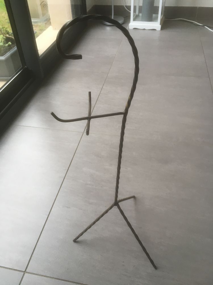 PORTE CENDRIER EN FER FORGE TORSADE 12 Le Pecq (78)