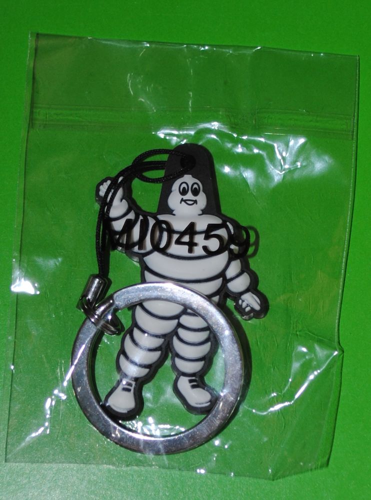 Porte-Clefs MICHELIN Bibendum Entier ? Non Commercialis� 3 Saint-Pierre-de-B�uf (42)