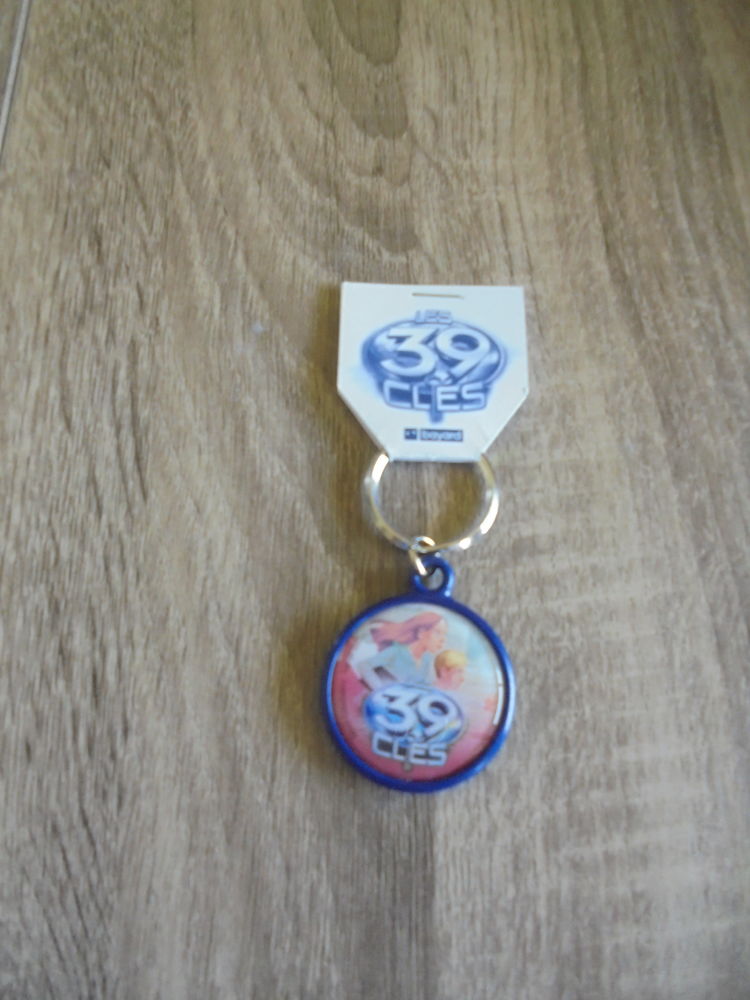 Porte-cl�s  Les 39 cl�s  (28a) 3 Tours (37)