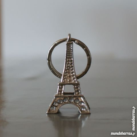 Porte-cl�s Tour Eiffel strass 5 Cabestany (66)