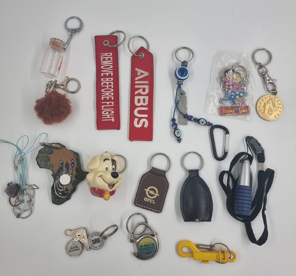 Lot de porte-cl�s 3 Vulbens (74)
