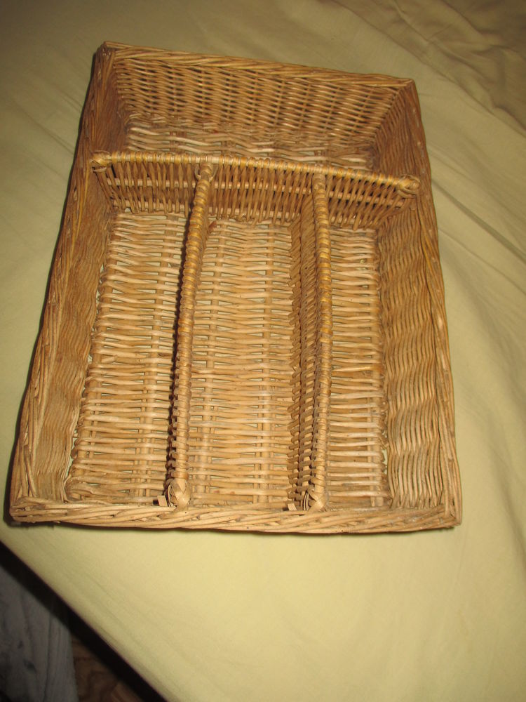 porte couverts en osier en bon �tat et autres articles 0 M�rignies (59)