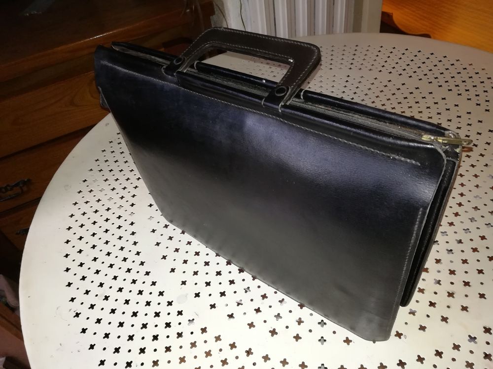 Porte document en cuir des ann�es 1970 39 Tamaris Sur Mer (83)