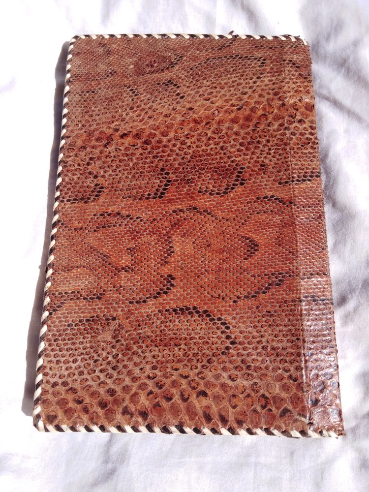 Porte document exotique 20 Saint-M�dard-en-Jalles (33)