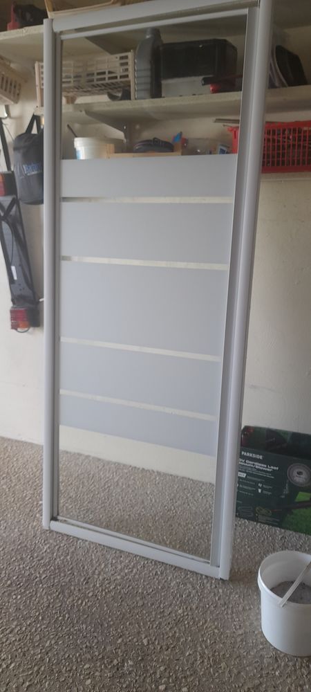 porte de douche vitr�e , vasque bidet 0 La Pallice (17)