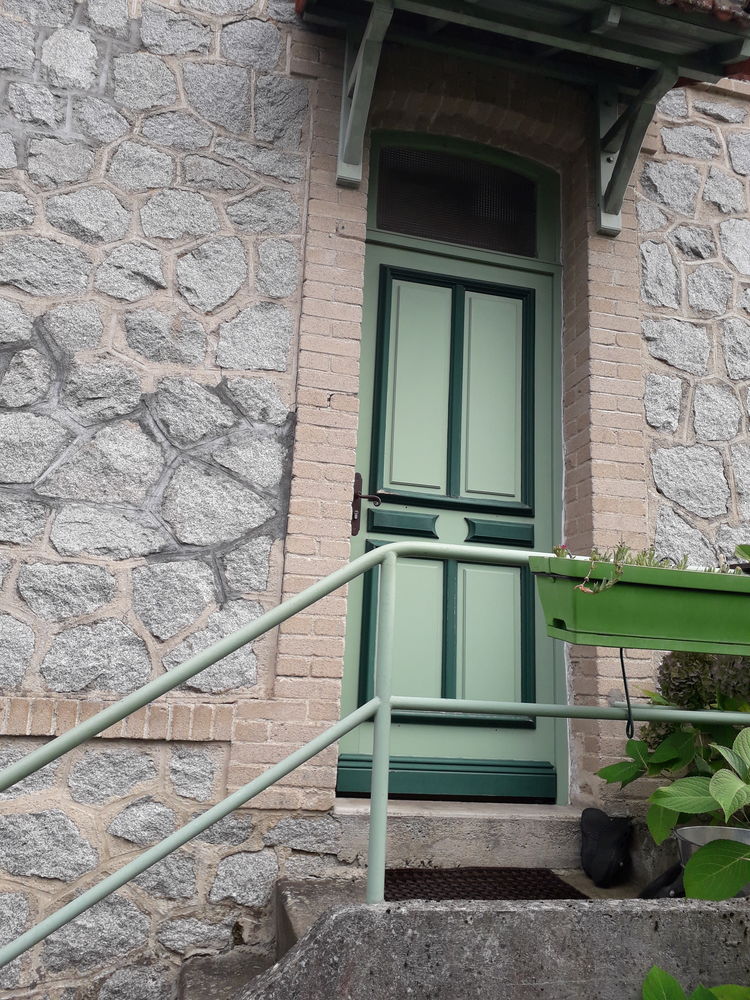 Porte d'entr�e 100 Panazol (87)