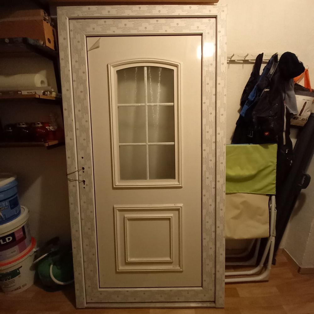 Porte d'entr�e 200 Behren-l�s-Forbach (57)