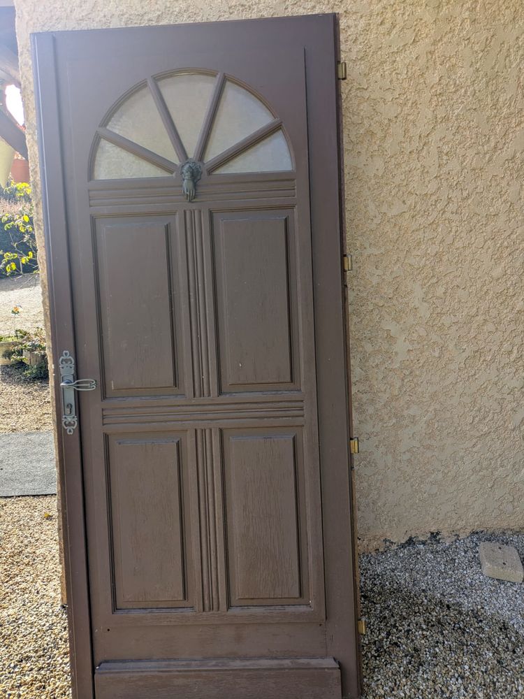 Porte d'entr�e 0 Villefranche-sur-Sa�ne (69)