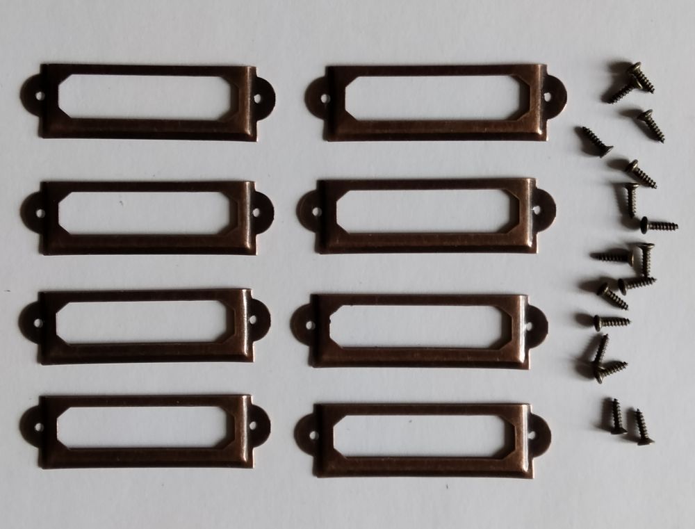 Lot de 8 porte-�tiquette. 10 Vierzon (18)