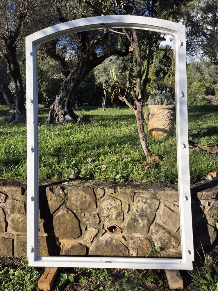 Porte fen�tre double arqu�e PVC blanc 350 Sanary-sur-Mer (83)