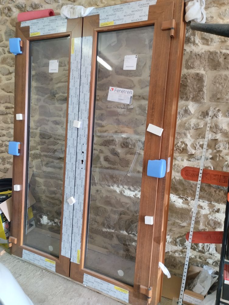 Porte fen�tre neuve 
PVC couleur bois 1500 Cogny (69)