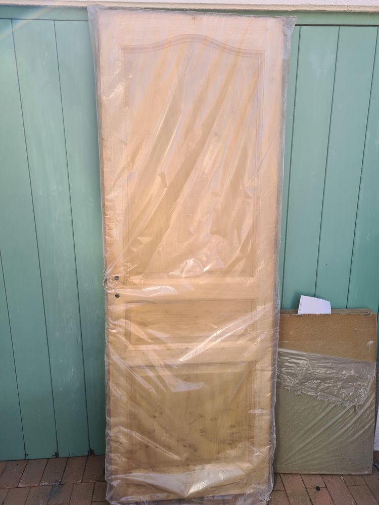 Porte en Fr�ne massif sans b�ti neuve 150 Haubourdin (59)