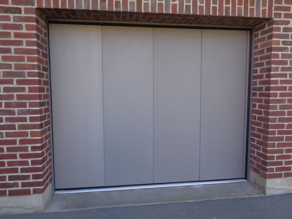 Porte de garage Garatec 300 Qua�dypre (59)