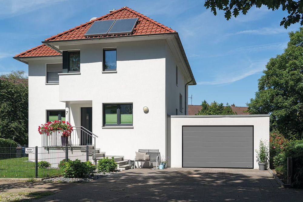 Porte de garage neuve sectionnelle acier Hormann gris RAL 9007 - l.237,5 x h.200 cm - motoris�e 990 P�rols (34)