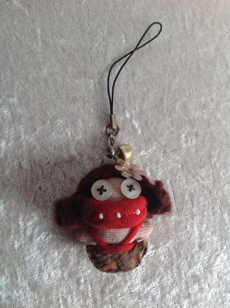 PORTE CL� GRELOT FILLETTE YEUX BOUTONNEUX Envoi Possible 2 Tr�gunc (29)