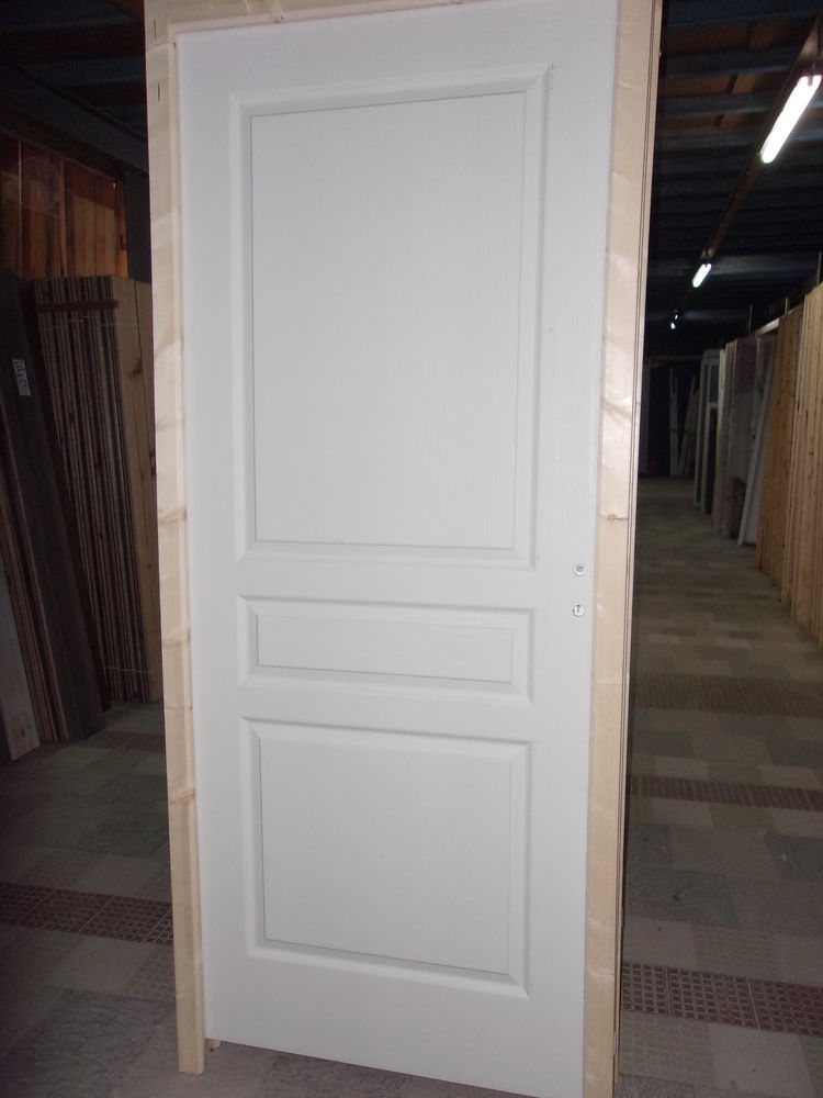 PORTE INTERIEUR Isoplane, Postform�e D�cor Droit, Chapeau gendarme, Rayure 25 Saint-Porquier (82)