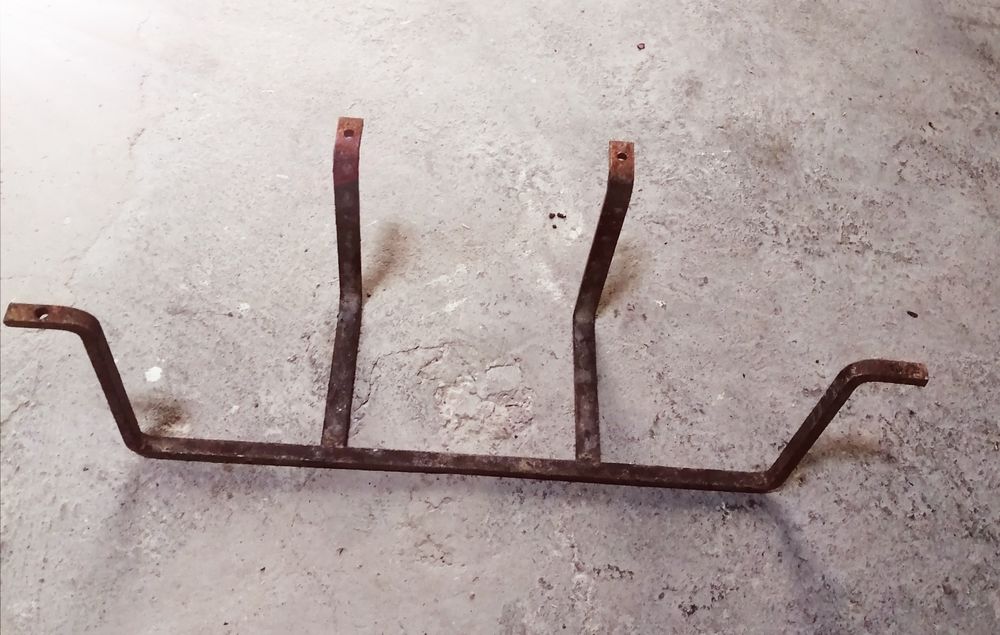 PORTE JARDINI�RE EN FER FORG� 25 Chieulles (57)