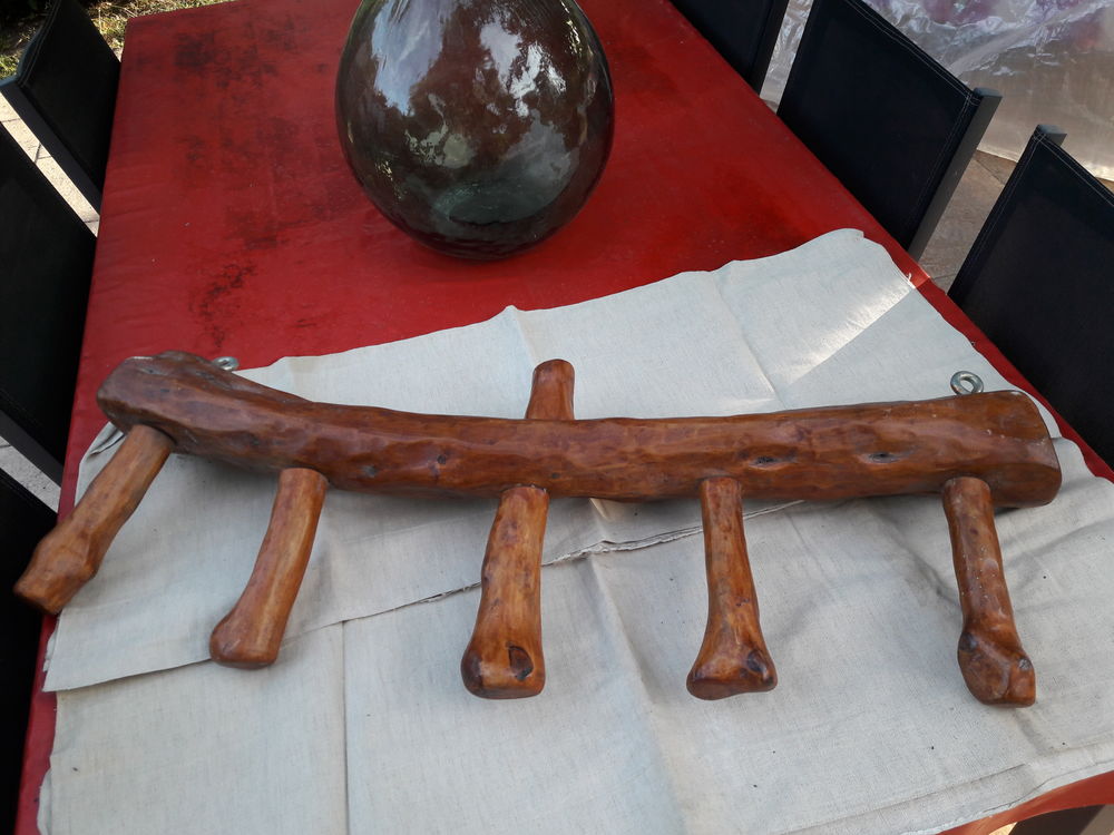 Porte manteau en OLIVIER 55 Bagnols-sur-C�ze (30)