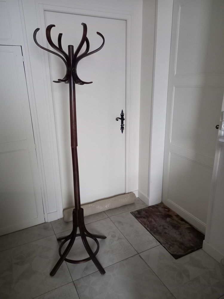 porte manteau 40 Sainte-Gemmes-sur-Loire (49)