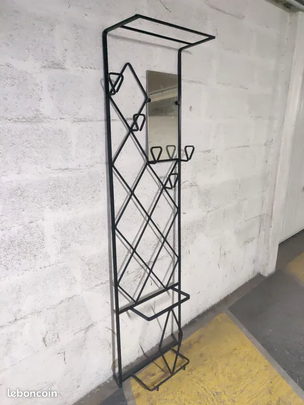 Porte-manteaux mural en fer forg� 30 Malakoff (92)